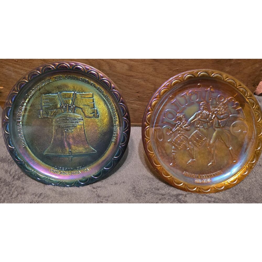 Vintage Indiana Bicentennial Carnival Glass Plates Liberty Bell Spirit 76 EUC